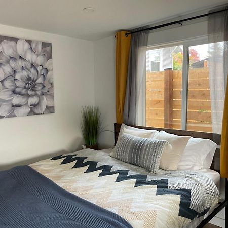 New Private Tiny Home Near Greenlake/Lightrail/I-5 Seattle Exterior photo